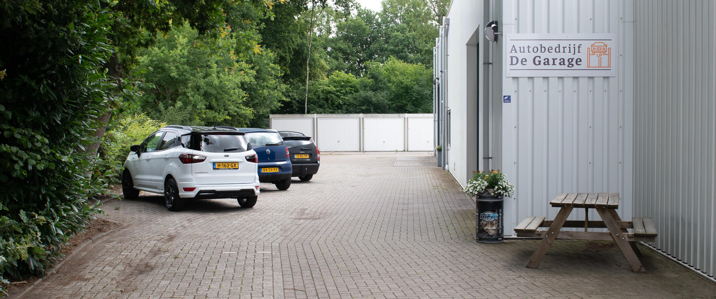 Dit is autobedrijf de garage
